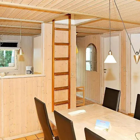 12 Person In Feriehus *