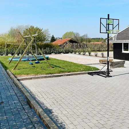 4 Star In Nordborg Kommune