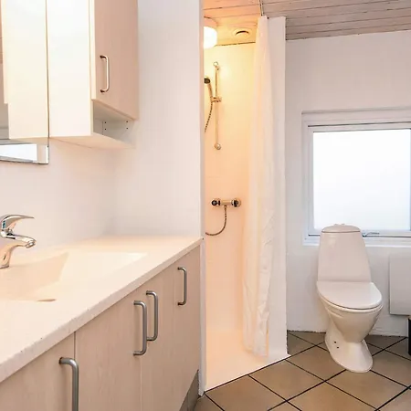 4 Star In Ferienhaus