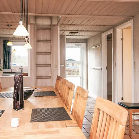 Ferienhaus 4 Star In *